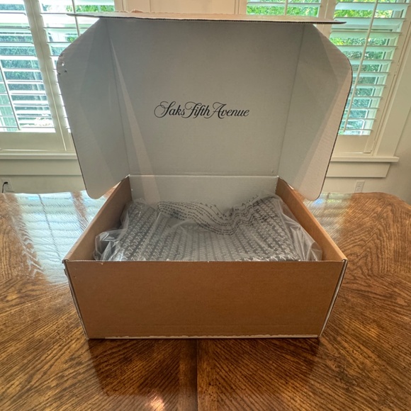 Ever-Ready Basketweave Print Tote Bag by Tory Burch - Picture 5 of 6